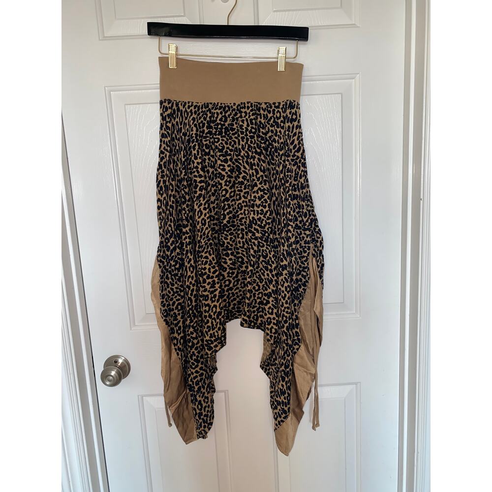 HARD TAIL FOREVER SKIRT ANIMAL PRINT PULL ON SIDE Ties Size Small NWT